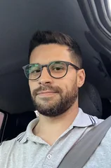 Roberto A.